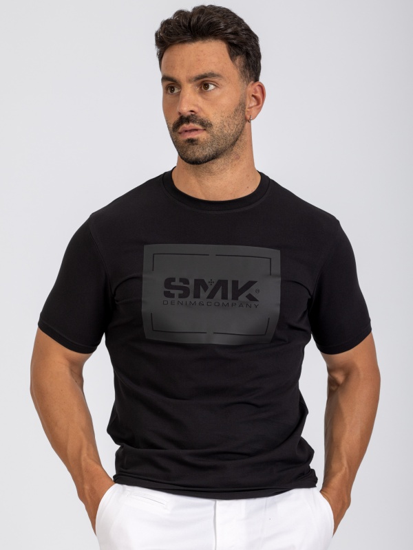 T-SHIRT SMK LOGO PRETO